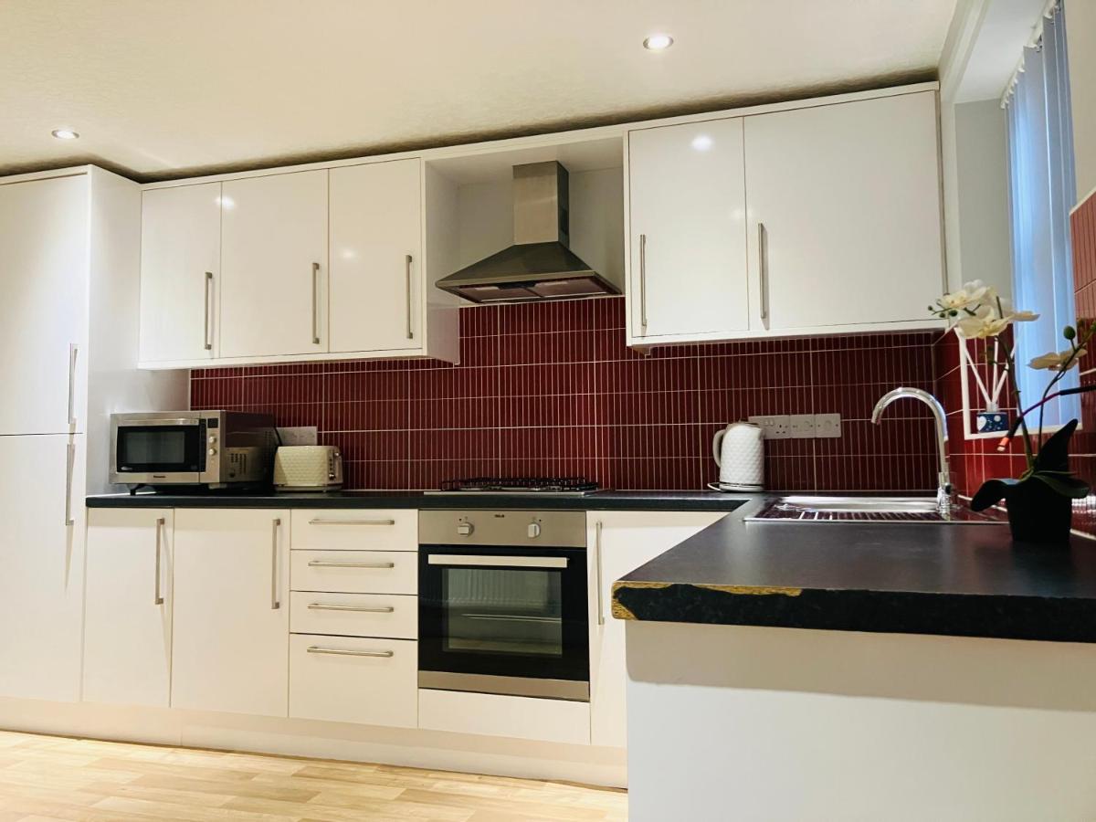 קרליסל Cosy Home Near Hospital מראה חיצוני תמונה